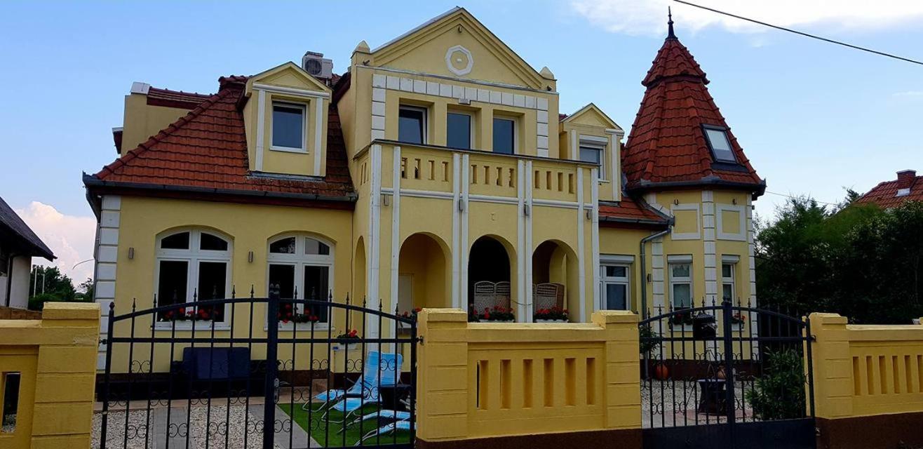 Corner Apartman 5 Siofok Exterior photo